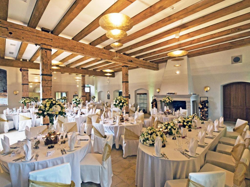 ילנייה גורה Palac Pakoszow Schlosshotel Wernersdorf מראה חיצוני תמונה The interior of the restaurant